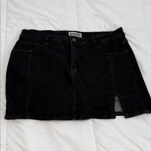 Uvamia Black Mini Skirt